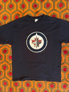 MAKE OFFER! Winnipeg Jets Short Sleeve T-Shirt Tee Circle Maple Youth XL